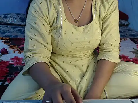 Freya nia online show from December 2024 01:16:02 PM