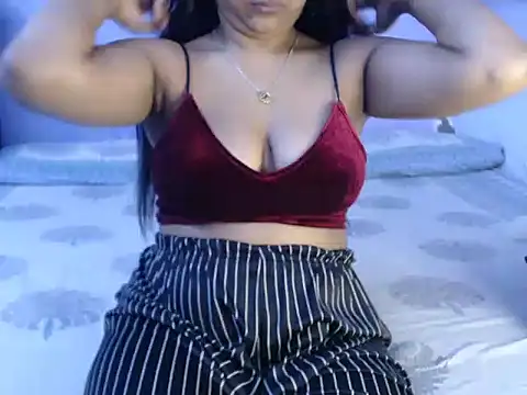 Freya nia online show from January 2025 10:32:01 AM