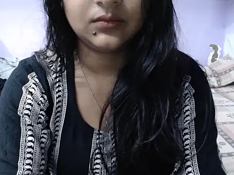 Freya nia online show from September 2025 04:18:02 PM