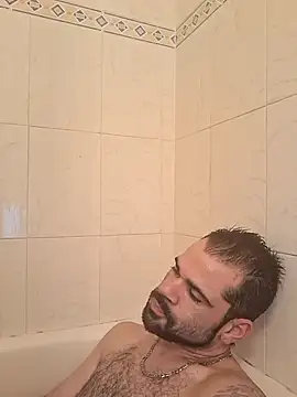 Snapshot of Zander823 chatting on February 2026 04:57:02 AM Zander823 online show from February 2026 04:57:02 AM