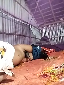 ErRakesh1 online show from April 2026 10:52:02 PM