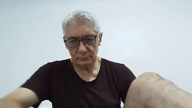 Snapshot of BIGUNCUTHARDCOCK chatting on June 2026 11:57:02 PM BIGUNCUTHARDCOCK online show from June 2026 11:57:02 PM