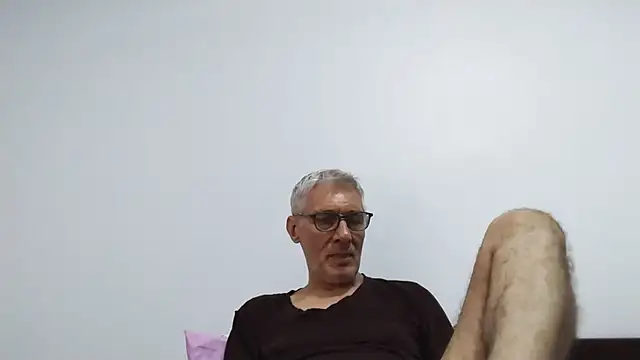 Snapshot of BIGUNCUTHARDCOCK chatting on July 2026 06:47:02 AM BIGUNCUTHARDCOCK online show from July 2026 06:47:02 AM