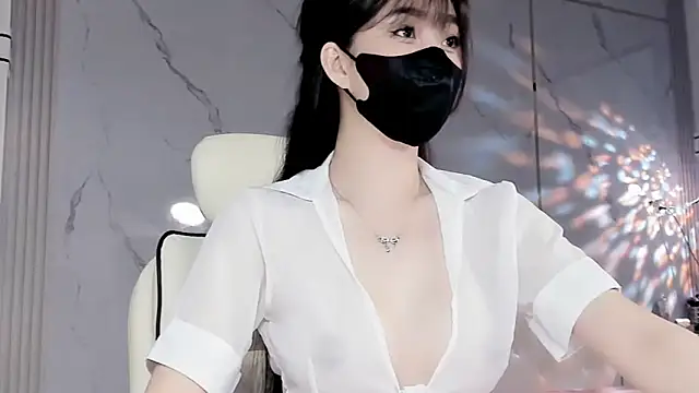 Snapshot of Luli-bae chatting on March 2025 02:16:02 AM Luli-bae online show from March 2025 02:16:02 AM