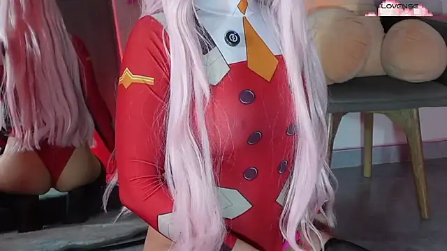 loIijanne online show from February 2026 12:10:01 AM