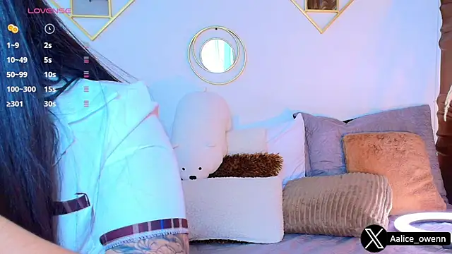 Aliceowenn online show from September 2025 09:14:02 PM