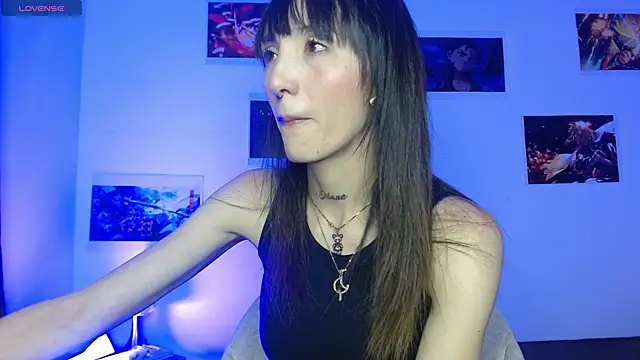 Snapshot of Sakura_and_yuki chatting on December 2024 05:44:02 PM Sakura and yuki online show from December 2024 05:44:02 PM