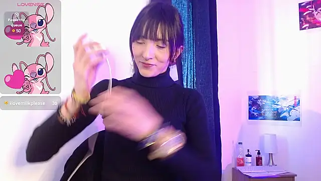 Snapshot of Sakura_and_yuki chatting on January 2025 01:21:02 PM Sakura and yuki online show from January 2025 01:21:02 PM