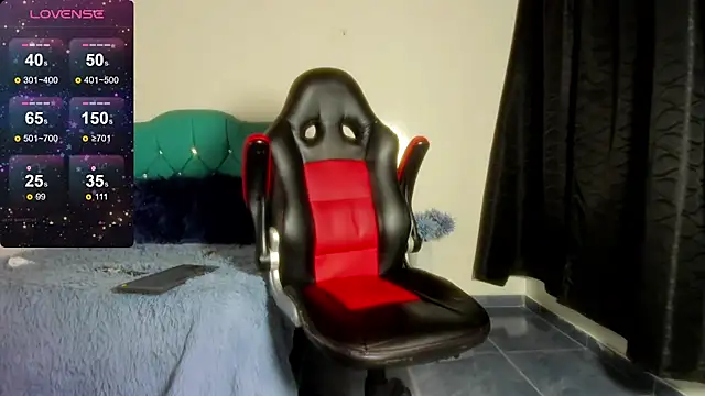 Snapshot of estebanlobo- chatting on December 2024 08:47:02 PM estebanlobo- online show from December 2024 08:47:02 PM