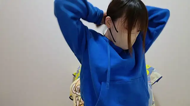 Snapshot of hi---chan- chatting on December 2024 03:48:01 PM hi---chan- online show from December 2024 03:48:01 PM