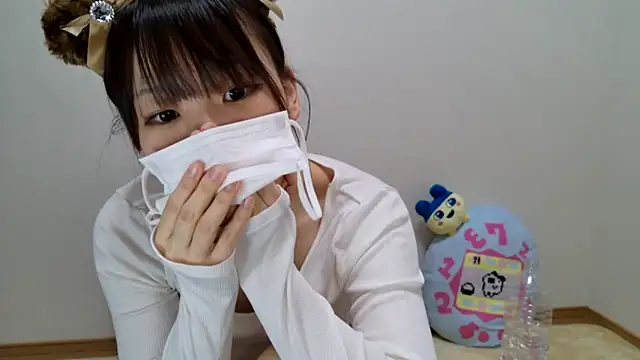 Snapshot of hi---chan- chatting on March 2025 02:15:02 AM hi---chan- online show from March 2025 02:15:02 AM