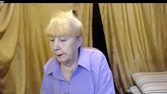 Snapshot of _Estelitta_5 chatting on November 2025 08:58:01 AM Estelitta 5 online show from November 2025 08:58:01 AM