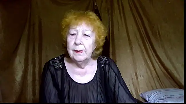 Snapshot of _Estelitta_5 chatting on July 2026 09:34:01 AM Estelitta 5 online show from July 2026 09:34:01 AM