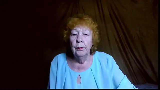 Snapshot of _Estelitta_5 chatting on July 2026 09:18:01 AM Estelitta 5 online show from July 2026 09:18:01 AM