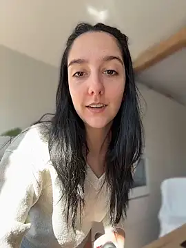  Juliette online show from March 2026 09:36:01 AM