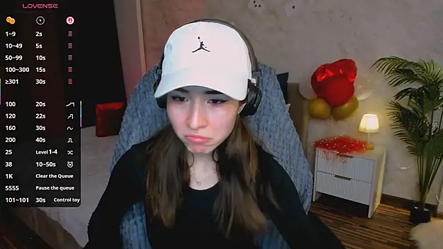 ashleyro1 online show from February 2026 01:11:01 PM