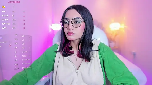 AzuraKindong online show from March 2026 07:19:01 PM