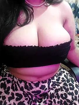 Snapshot of Adiba_2 chatting on December 2025 05:07:01 PM Adiba 2 online show from December 2025 05:07:01 PM