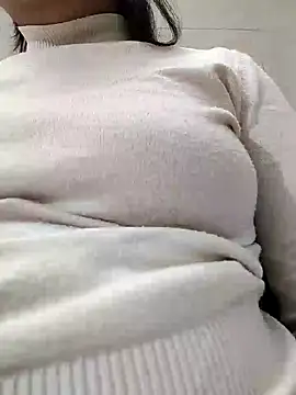 Snapshot of Husnpari20 chatting on December 2024 01:43:02 PM Husnpari20 online show from December 2024 01:43:02 PM