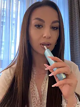 SecretSienna online show from March 2026 07:45:02 AM