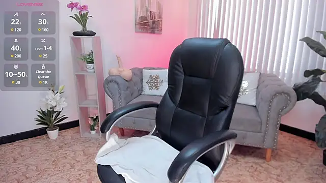 Aida adams online show from January 2025 08:31:02 PM