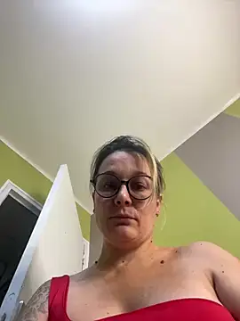 marinella07 online show from December 2024 01:16:02 PM