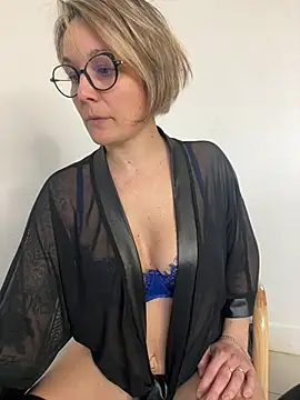 marinella07 online show from March 2025 12:28:01 PM