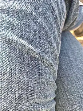 Snapshot of SexyErola27 chatting on November 2025 09:26:02 AM SexyErola27 online show from November 2025 09:26:02 AM