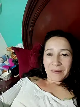 emilypoppy3 online show from October 2025 02:17:02 PM