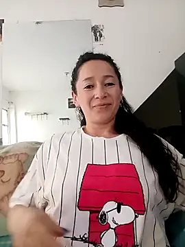 emilypoppy3 online show from November 2025 09:07:01 PM