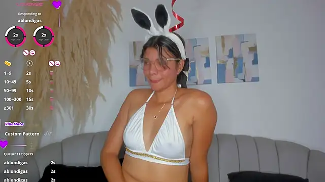 Snapshot of Sabba_sajjad chatting on February 2025 06:23:02 PM Sabba sajjad online show from February 2025 06:23:02 PM