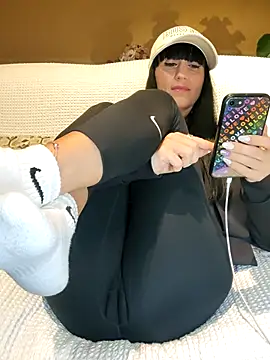 Melody87 online show from October 2025 08:17:01 PM