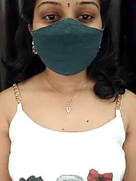 Angleannie online show from April 2026 04:12:02 PM