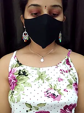 Angleannie online show from May 2026 06:17:01 PM