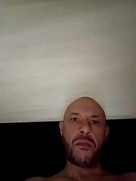 Guitccch online show from April 2026 03:22:02 PM