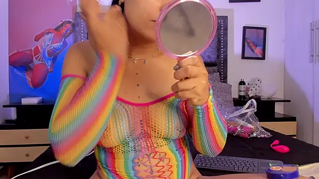 CandyRoxx1  online show from December 2024 04:19:02 PM