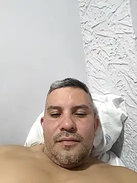 antonioM84 online show from November 2025 10:31:02 PM