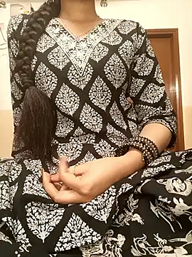 Snapshot of Ruchi-34 chatting on April 2026 07:58:02 PM Ruchi-34 online show from April 2026 07:58:02 PM
