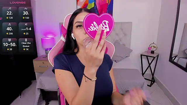 KristalFoxx online show from November 2025 04:17:02 PM