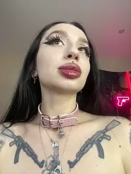 Molly  Moon online show from May 2026 03:13:01 AM