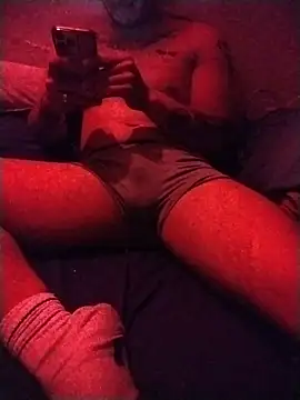 Snapshot of Woofer_dick chatting on December 2025 04:42:02 AM Woofer dick online show from December 2025 04:42:02 AM