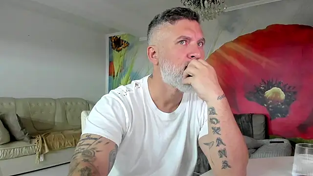 BlowMyXXL online show from March 2026 06:40:02 PM