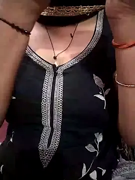 Snapshot of Cute_nidhi chatting on December 2024 03:11:02 AM Cute nidhi online show from December 2024 03:11:02 AM