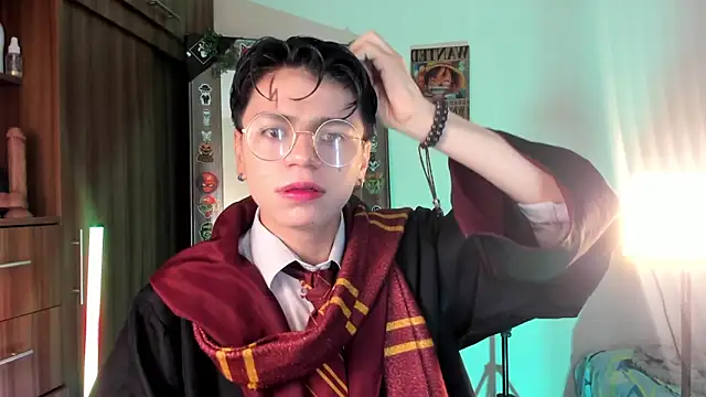 Snapshot of marckalexis chatting on October 2025 12:57:02 PM marckalexis online show from October 2025 12:57:02 PM