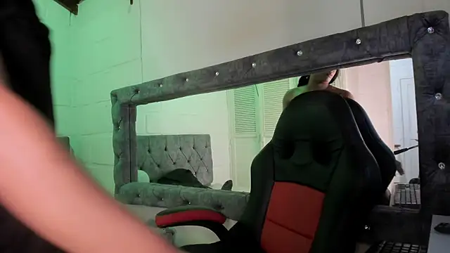 Snapshot of sarajhonson_dl chatting on February 2025 08:03:02 PM sarajhonson dl online show from February 2025 08:03:02 PM