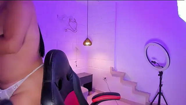 Snapshot of sarajhonson_dl chatting on February 2026 04:58:02 PM sarajhonson dl online show from February 2026 04:58:02 PM