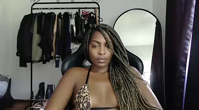 marisilva br online show from February 2025 07:19:02 PM