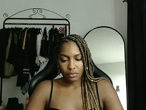 marisilva br online show from February 2025 09:01:02 PM