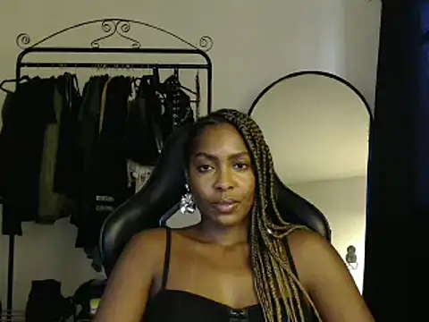 marisilva br online show from March 2025 07:38:01 PM