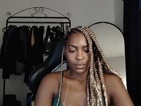 marisilva br online show from March 2025 07:48:02 PM